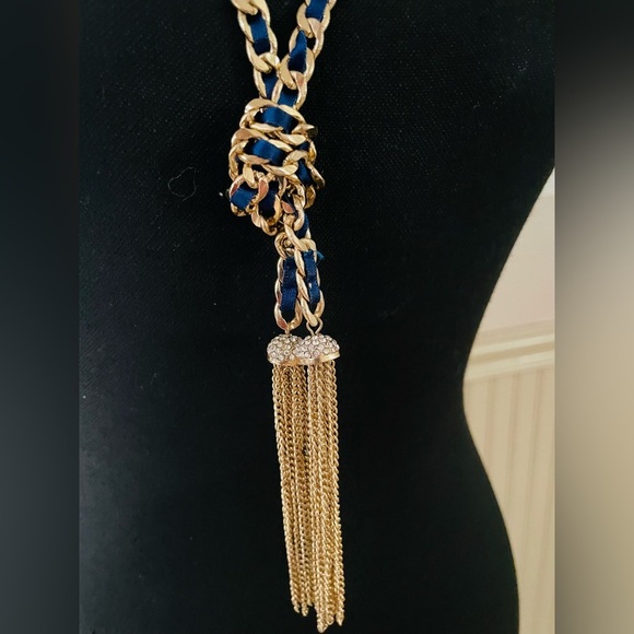 Elegant Gold and Blue Chain Necklace - Picture 3 of 3